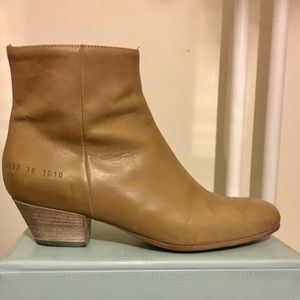 WOMAN by Common Projects - Nude ankle boots